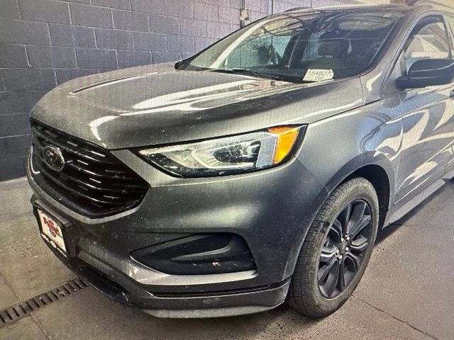 Used 2024 Ford Edge SE w/ Black Appearance Package AWD/4WD image 3