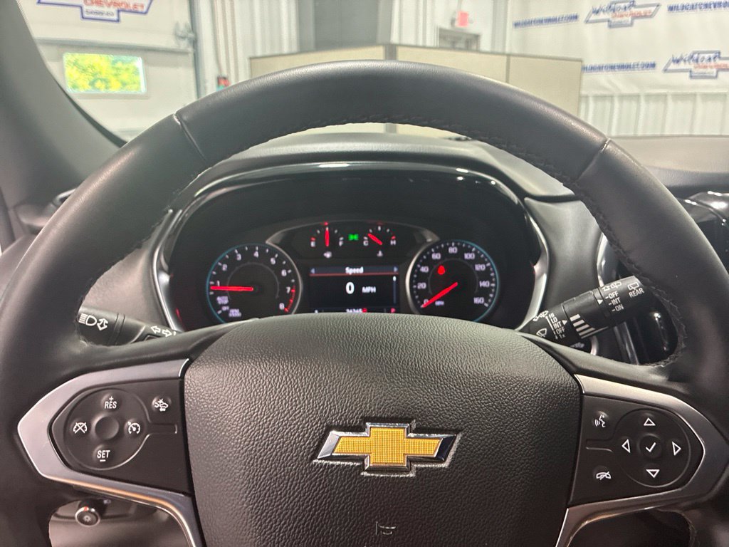 Used 2023 Chevrolet Traverse LT AWD/4WD image 18