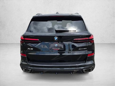 New 2026 BMW X5 xDrive40i w/ M Sport Package AWD/4WD image 8