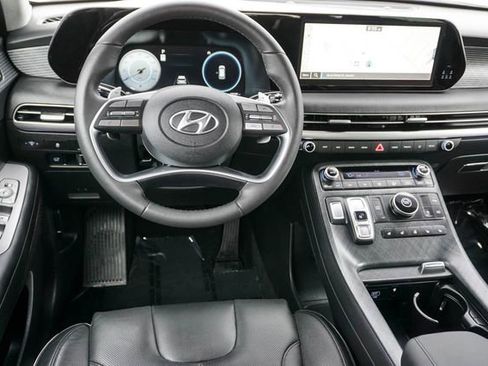 Used 2024 Hyundai Palisade Limited image 20