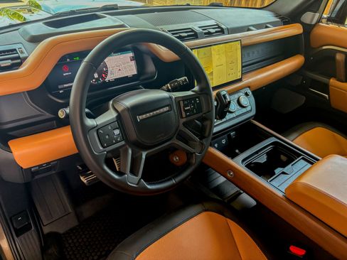 Used 2023 Land Rover Defender 130 X image 18