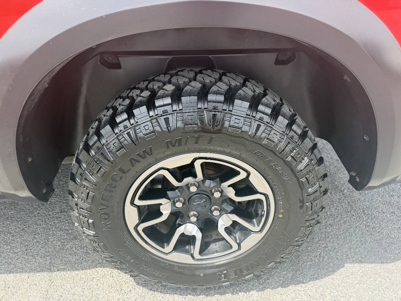 Used 2017 RAM 1500 Rebel AWD/4WD image 9