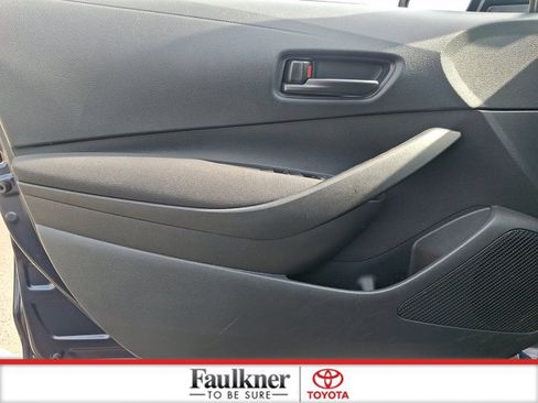 Certified 2025 Toyota Corolla LE FWD image 12
