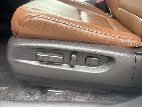 Used 2017 Acura MDX SH-AWD w/ Technology Package image 13
