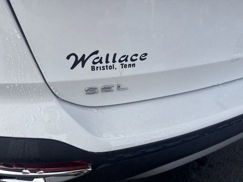 New 2026 Volkswagen Taos SEL AWD/4WD image 7