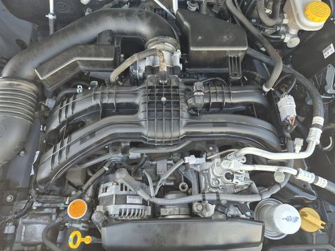 Used 2019 Subaru Crosstrek 2.0i Limited AWD/4WD image 17