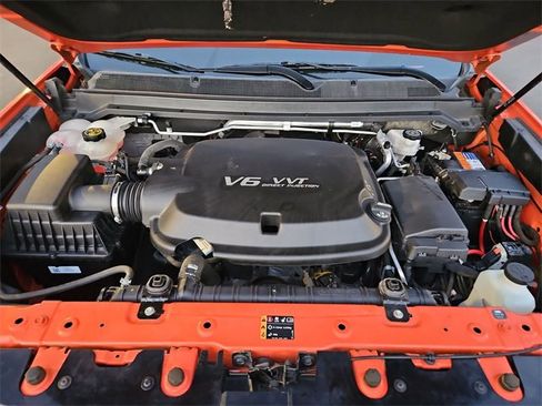 Certified 2020 Chevrolet Colorado ZR2 w/ ZR2 Dusk Special Edition image 27