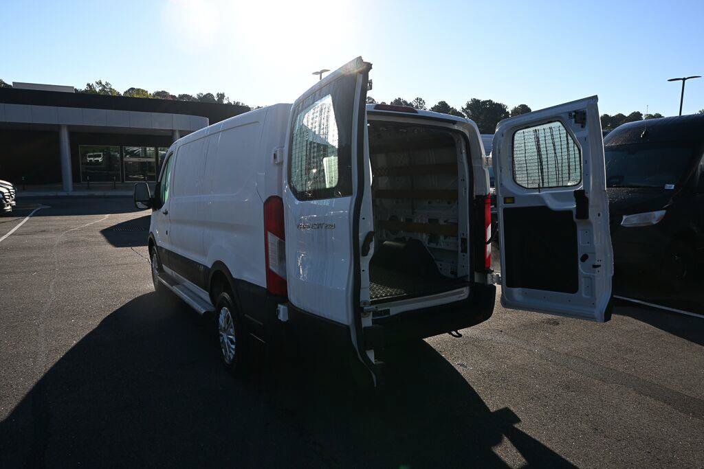 Used 2025 Ford Transit 250 Low Roof w/ Exterior Upgrade Package RWD image 28
