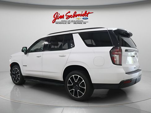 Used 2022 Chevrolet Tahoe RST w/ Luxury Package AWD/4WD image 4