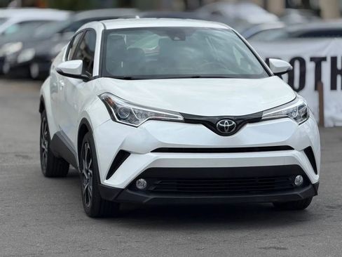 Used 2018 Toyota C-HR XLE FWD image 47