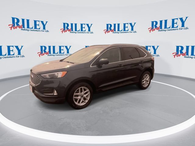 Certified 2024 Ford Edge SEL w/ Convenience Package AWD/4WD image 4