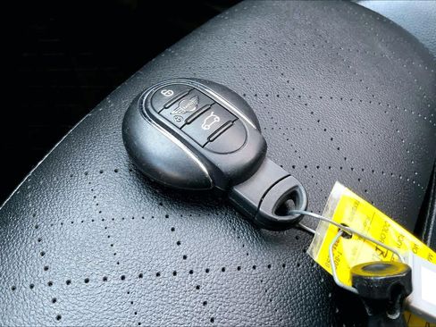 Used 2023 MINI Cooper S FWD image 15