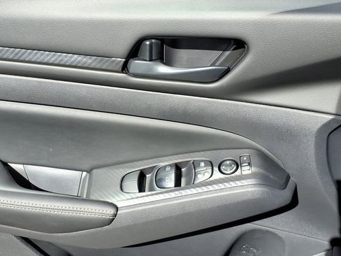 New 2026 Nissan Altima 2.5 SV image 5