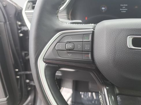Certified 2022 Jeep Grand Cherokee Altitude AWD/4WD image 18