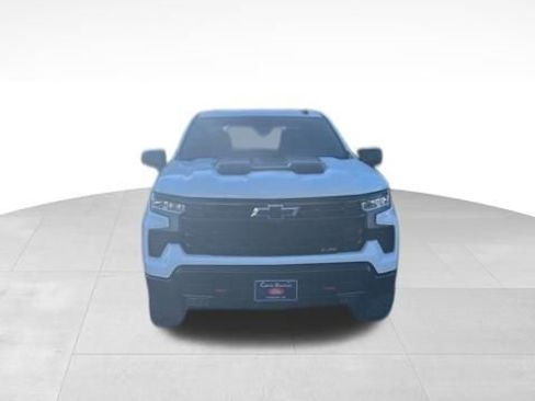 Used 2023 Chevrolet Silverado 1500 LT Trail Boss AWD/4WD image 2