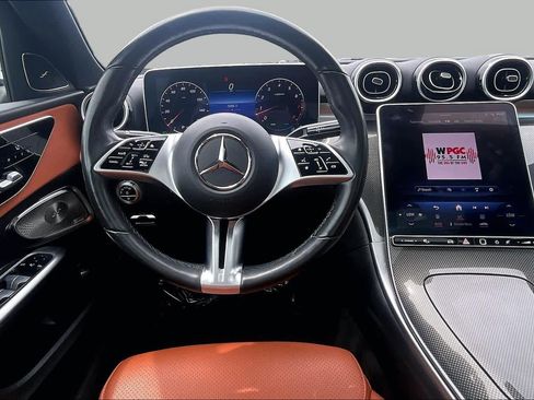 Used 2023 Mercedes-Benz C 300 4MATIC Sedan image 6