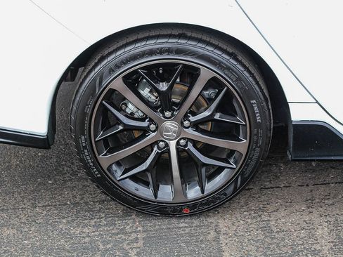 Used 2021 Honda Civic Sport image 12