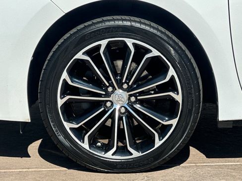 Certified 2016 Toyota Corolla S image 30