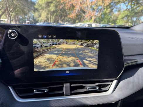 Used 2025 Chevrolet Equinox LT image 17