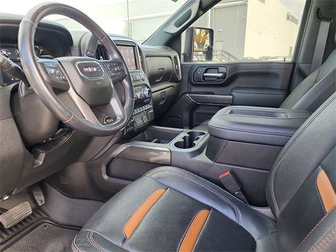 Used 2021 GMC Sierra 2500 AT4 w/ Gooseneck/5TH Wheel Package image 16