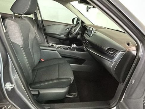 Used 2022 Nissan Rogue S AWD/4WD image 31