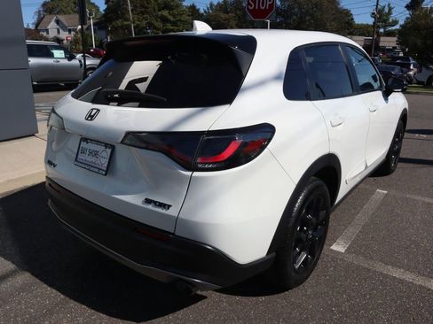 Used 2025 Honda HR-V Sport image 6