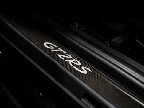 Used 2018 Porsche 911 GT2 RS RWD image 7