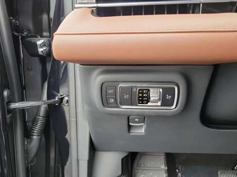 New 2026 Lincoln Nautilus Reserve image 22