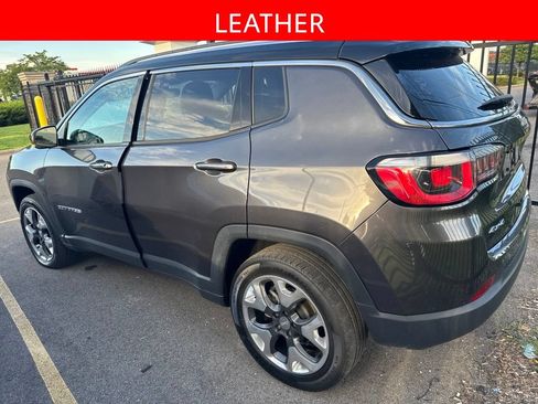 Used 2018 Jeep Compass Limited AWD/4WD image 4