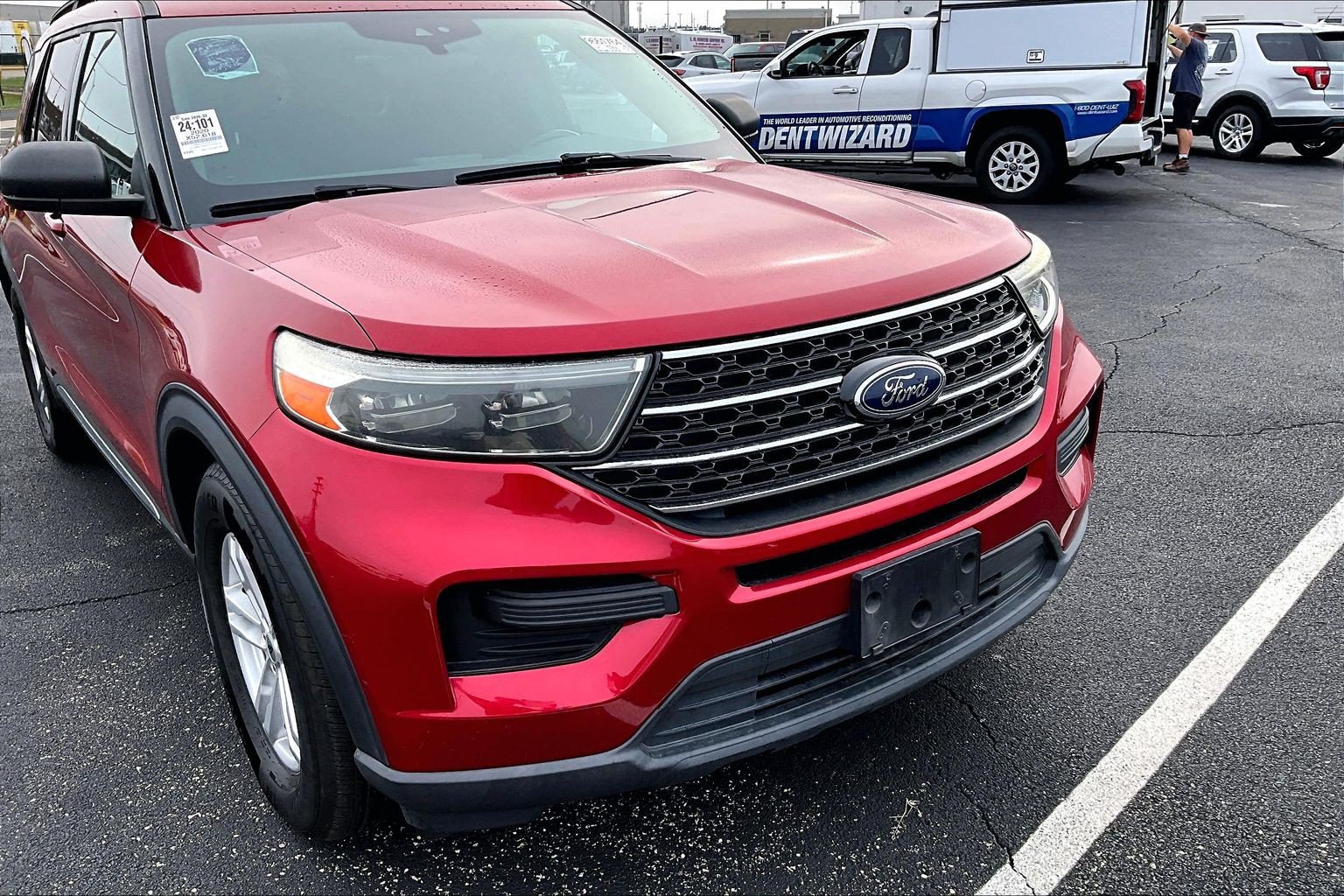 Used 2020 Ford Explorer XLT RWD image 4