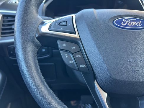 Used 2024 Ford Edge SEL image 32