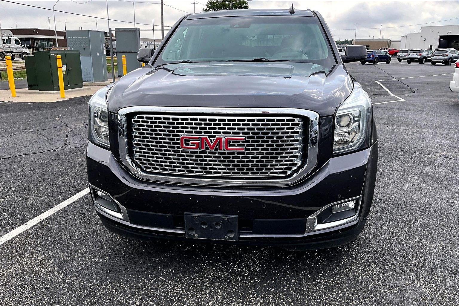 Used 2017 GMC Yukon XL Denali AWD/4WD image 4