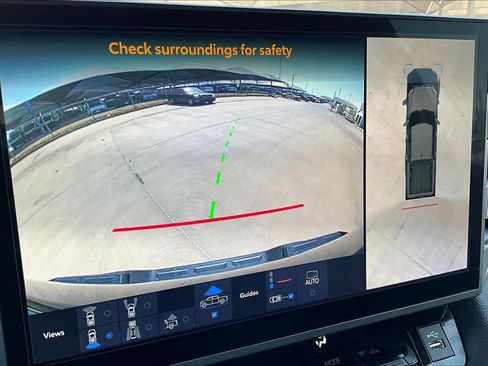 Used 2025 Toyota Tundra Limited image 24