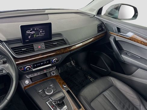 Used 2018 Audi Q5 2.0T Premium Plus w/ Premium Plus Package image 27