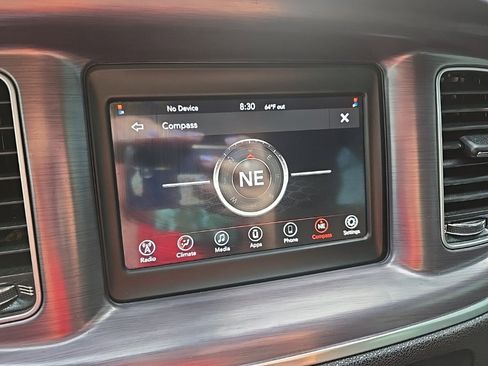 Used 2018 Dodge Charger SXT image 49