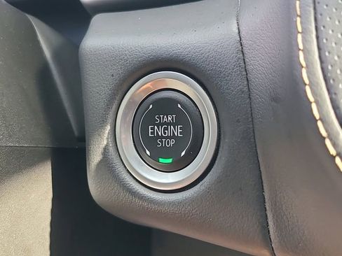 Used 2024 Chevrolet Suburban Premier AWD/4WD image 5