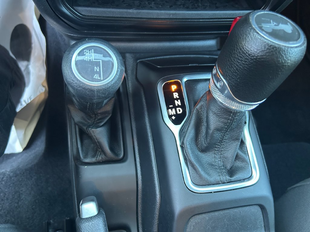 Certified 2023 Jeep Wrangler Unlimited Sport AWD/4WD image 23