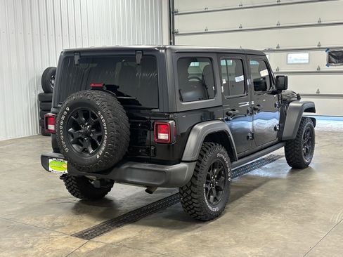 Used 2021 Jeep Wrangler Unlimited Willys image 3