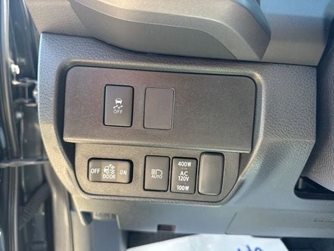 Certified 2021 Toyota Tacoma TRD Off-Road AWD/4WD image 22