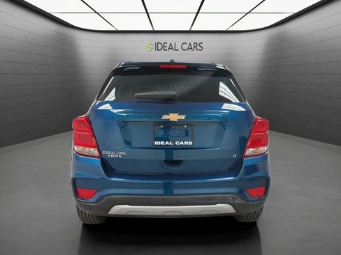 Used 2020 Chevrolet Trax LT FWD image 6