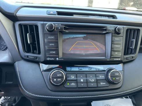 Used 2017 Toyota RAV4 XLE w/ Plus Special Value Package AWD/4WD image 9