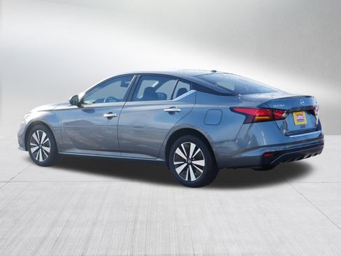 Used 2022 Nissan Altima 2.5 SV image 10