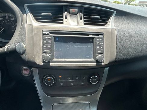Used 2014 Nissan Sentra SR w/ Premium Package FWD image 11