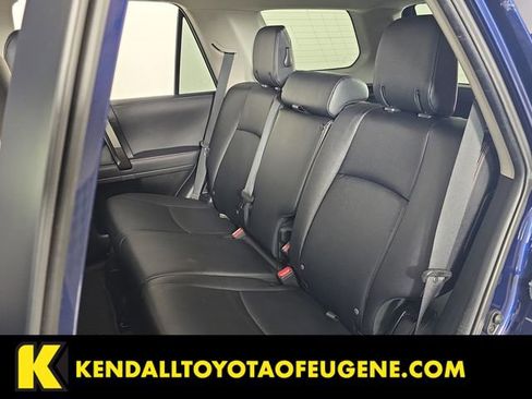 Used 2023 Toyota 4Runner TRD Off-Road Premium w/ Moonroof Package AWD/4WD image 20