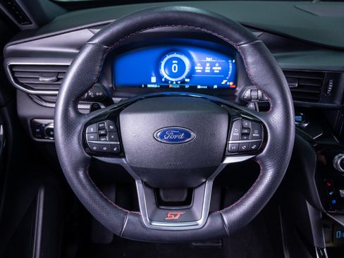 Used 2023 Ford Explorer ST w/ Equipment Group 401A AWD/4WD image 16