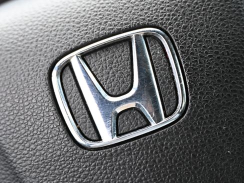 Used 2022 Honda Pilot Sport image 36