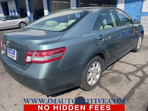 Used 2011 Toyota Camry LE w/ LE Extra-Value Pkg FWD image 3