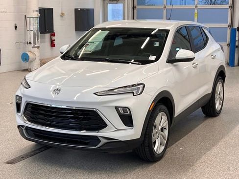 Used 2025 Buick Encore GX Preferred image 4