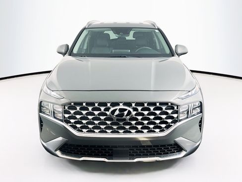Used 2021 Hyundai Santa Fe SEL image 2