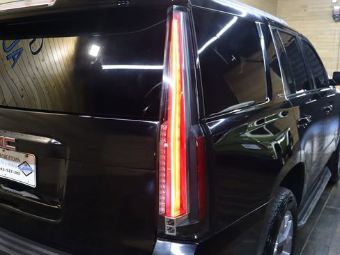 Used 2015 GMC Yukon SLT w/ HD Trailering Package image 23
